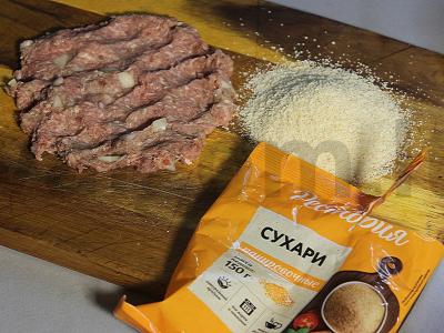 Jautienos kotletai su grybų įdaru ir sūriu Žingsnis 8