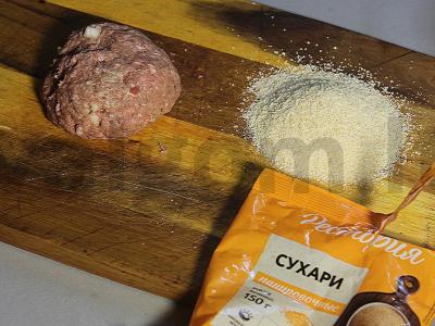 Jautienos kotletai su grybų įdaru ir sūriu Žingsnis 10