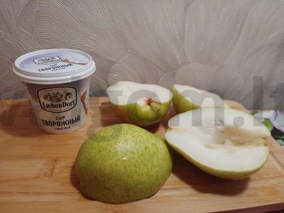 Kriaušė, kepta su vištiena ir mėlynuoju sūriu Žingsnis 1