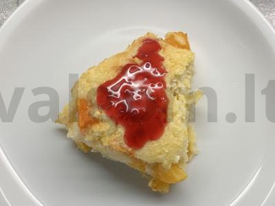 Varškės apkepas su abrikosais pagrindine nuotrauka