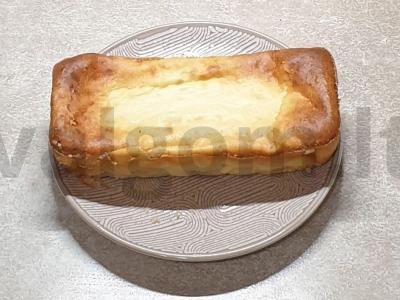 Varškės apkepas su džiovintomis abrikosais pusryčiams pagrindine nuotrauka