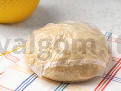 Pyragas su rauginta pienu, lašiša ir ryžiais Žingsnis 3