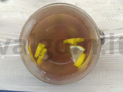 Gėrimas su vynuogėmis, laimu ir citrina Žingsnis 4