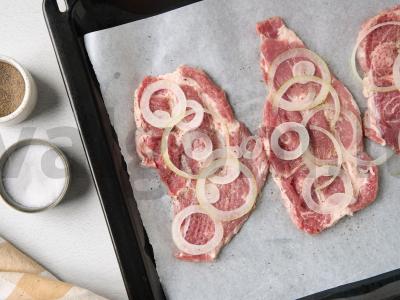 Prancūziškas mėsos patiekalas su cukinijomis Žingsnis 3