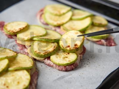 Prancūziškas mėsos patiekalas su cukinijomis Žingsnis 5