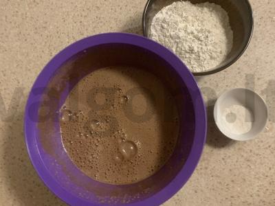 Šokoladiniai blynai su avietėmis Žingsnis 4