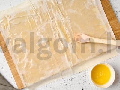 Filo tešlos pyragėliai su braškėmis Žingsnis 1