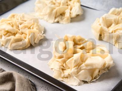 Filo tešlos pyragėliai su braškėmis Žingsnis 2