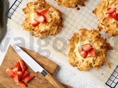 Filo tešlos pyragėliai su braškėmis Žingsnis 6