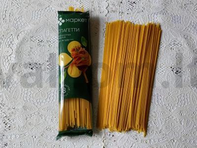 Spagečiai su troškintais paprikais ir rūkytos dešros Žingsnis 4