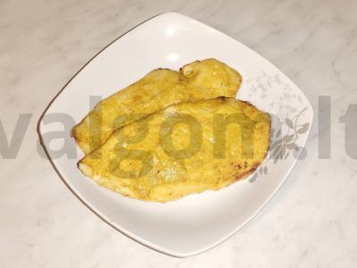 Vištienos filė jogurto padaže su česnaku pagrindine nuotrauka