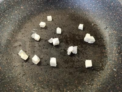 Daržovių sriuba-pyragas su adygei sūriu Žingsnis 1