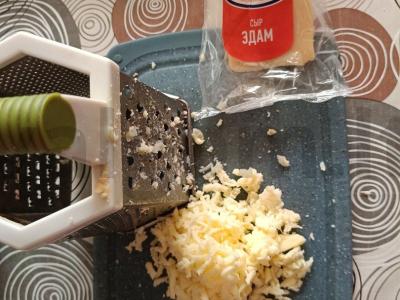 Varškės kotletai su sūriu Žingsnis 2