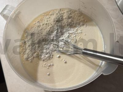 Rožiniai ploni blynai su pienu Žingsnis 5