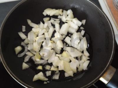 Kepti grybai pomidoruose žiemai Žingsnis 1