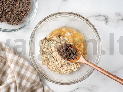 Bananų šokoladinis sausainis oro grilyje Žingsnis 3