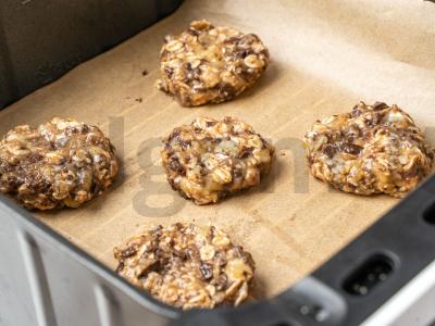 Bananų šokoladinis sausainis oro grilyje Žingsnis 4