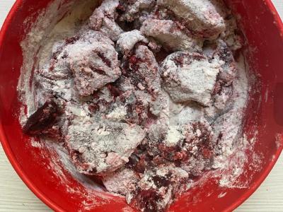 Kepta kiaulienos kepenėlė su svogūnais Žingsnis 3