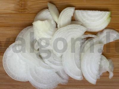 Kepta kiaulienos kepenėlė su svogūnais Žingsnis 5