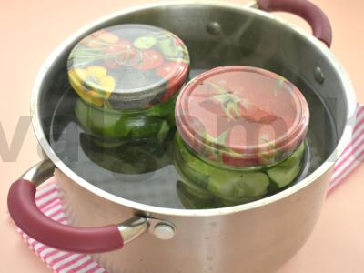 Marinuoti agurkai riekelėmis žiemai Žingsnis 6