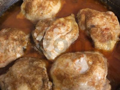 Vištienos šlaunelės pomidorų padaže Žingsnis 7