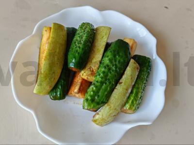 Agurkų ir cukinijų užkandis Žingsnis 9