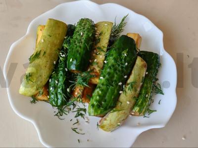 Agurkų ir cukinijų užkandis Žingsnis 10