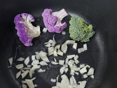 Kepti koldūnai su lašiša ir brokoliais Žingsnis 2