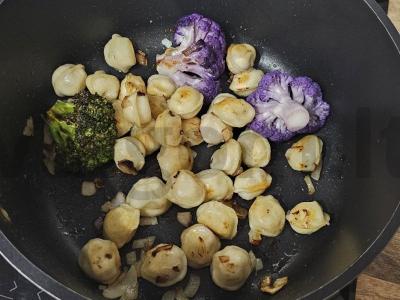 Kepti koldūnai su lašiša ir brokoliais Žingsnis 4