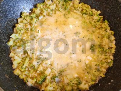 Makaronai su brokoliais grietinėlės padaže Žingsnis 13