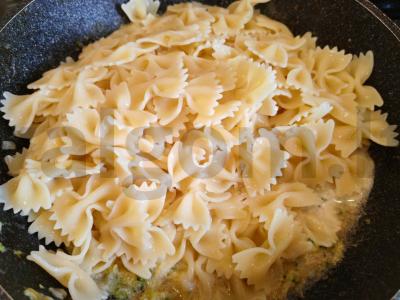 Makaronai su brokoliais grietinėlės padaže Žingsnis 14