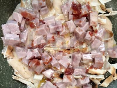 Patingėlių pica iš lavašo ir putpelių kiaušinių Žingsnis 6