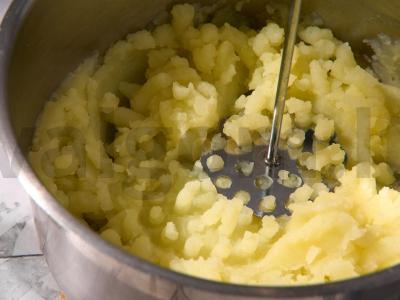 Bulvių košė su kumpiu Žingsnis 4