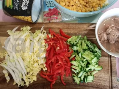 Salotos su tunu ir kukurūzais per 15 minučių Žingsnis 2