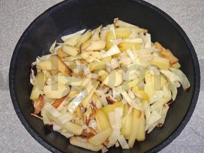 Keptas patiekalas su dešrelėmis pietums Žingsnis 3