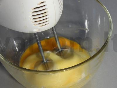 Šarlotė su ananasais Žingsnis 2