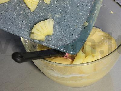 Šarlotė su ananasais Žingsnis 7