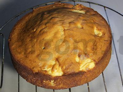 Šarlotė su ananasais Žingsnis 9