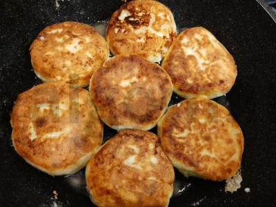 Sūrio blynai su džemo įdaru Žingsnis 8