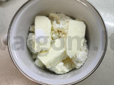 Braškinių varškės masė per 10 minučių Žingsnis 1