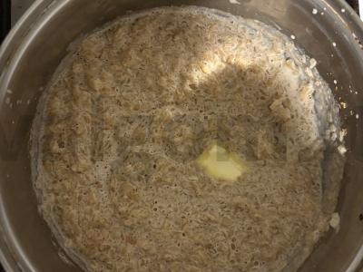 Grikių dribsniai su pienu, vaisių tyrė ir vynuogėmis Žingsnis 5