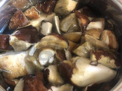 Plovas su baltosiomis grybeliais Žingsnis 2