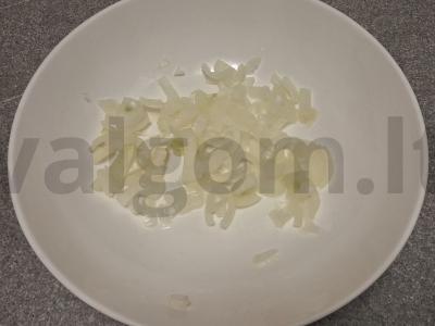 Pomidorų salotos su granatais Žingsnis 3