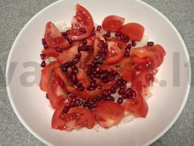 Pomidorų salotos su granatais Žingsnis 5