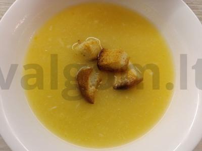 Kopūstų sriuba su grūdais pagrindine nuotrauka