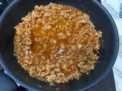 Makaronai su bolonijos padažu iš kalakutienos faršo ir pomidorų tyrės Žingsnis 6