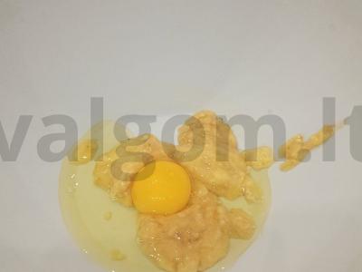 Bananų blynai iš ruginių miltų Žingsnis 3