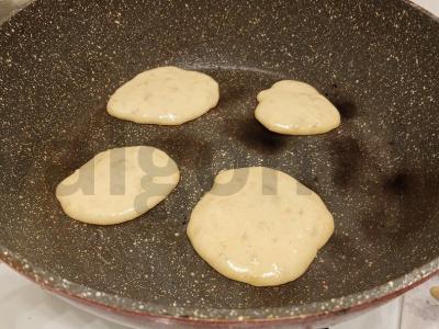 Bananų blynai iš ruginių miltų Žingsnis 8