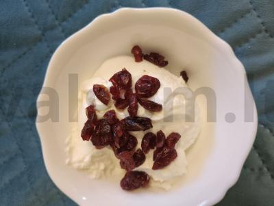 Naudingas desertas su spanguolėmis Žingsnis 2