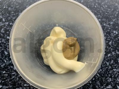 Pomidorų, agurkų, kopūstų ir morkų salotas Žingsnis 1